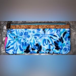 NWT Lilly Pulitzer Pencil Pouch in Iris Blue High Manetenance